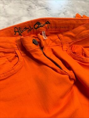 Orange Alice and Olivia